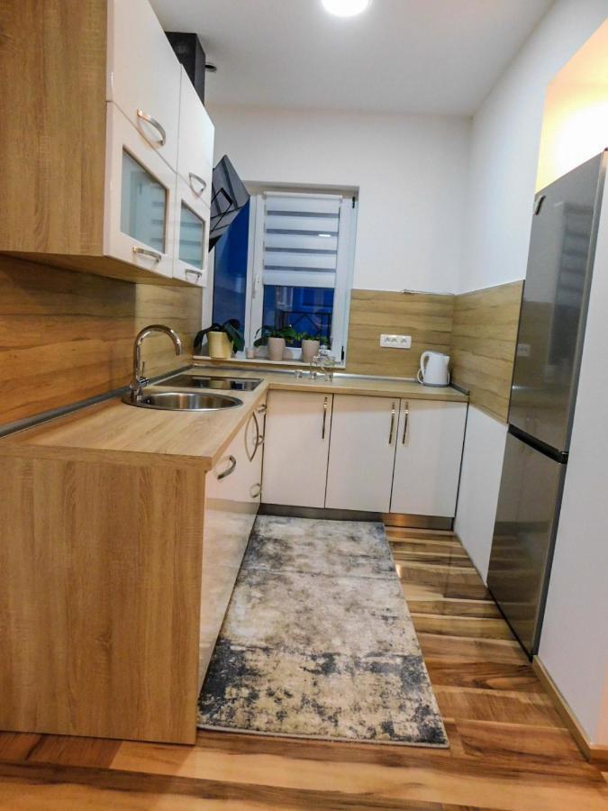 Apartman Lara Otocac Exterior photo